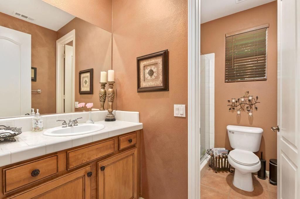 Bathroom, Interior, Tile Countertops