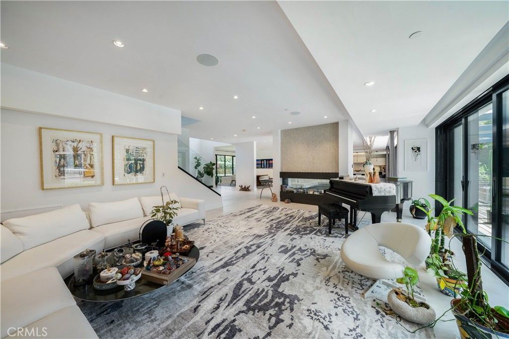 Interior, Living room, Piano, Recessed Lighting