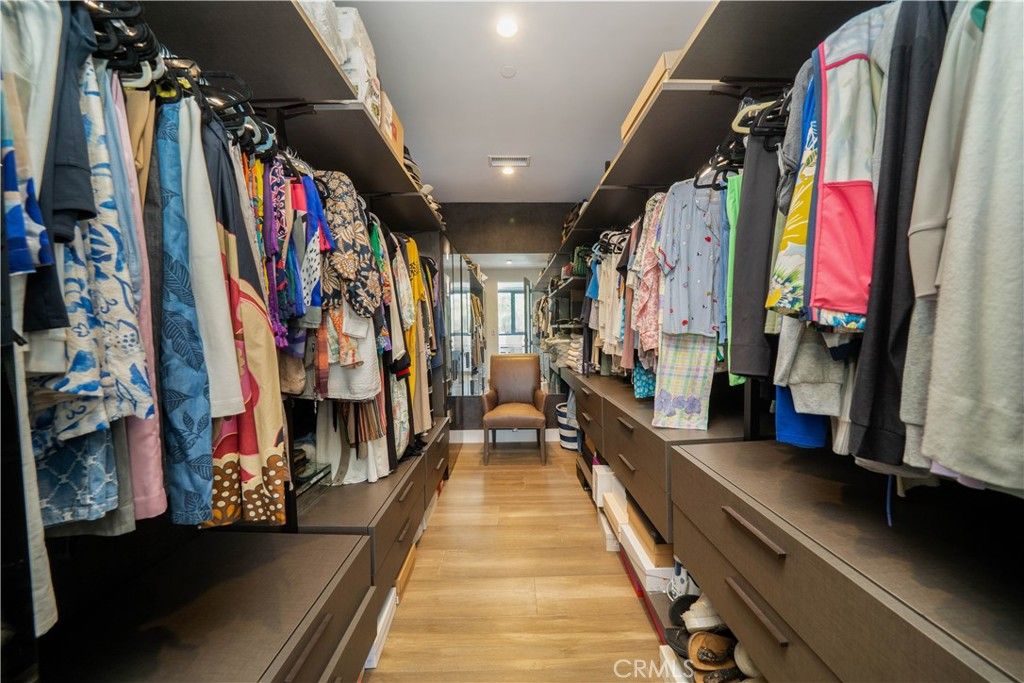 Interior, Recessed Lighting, Walk-in Closets, Wood Texture Flooring