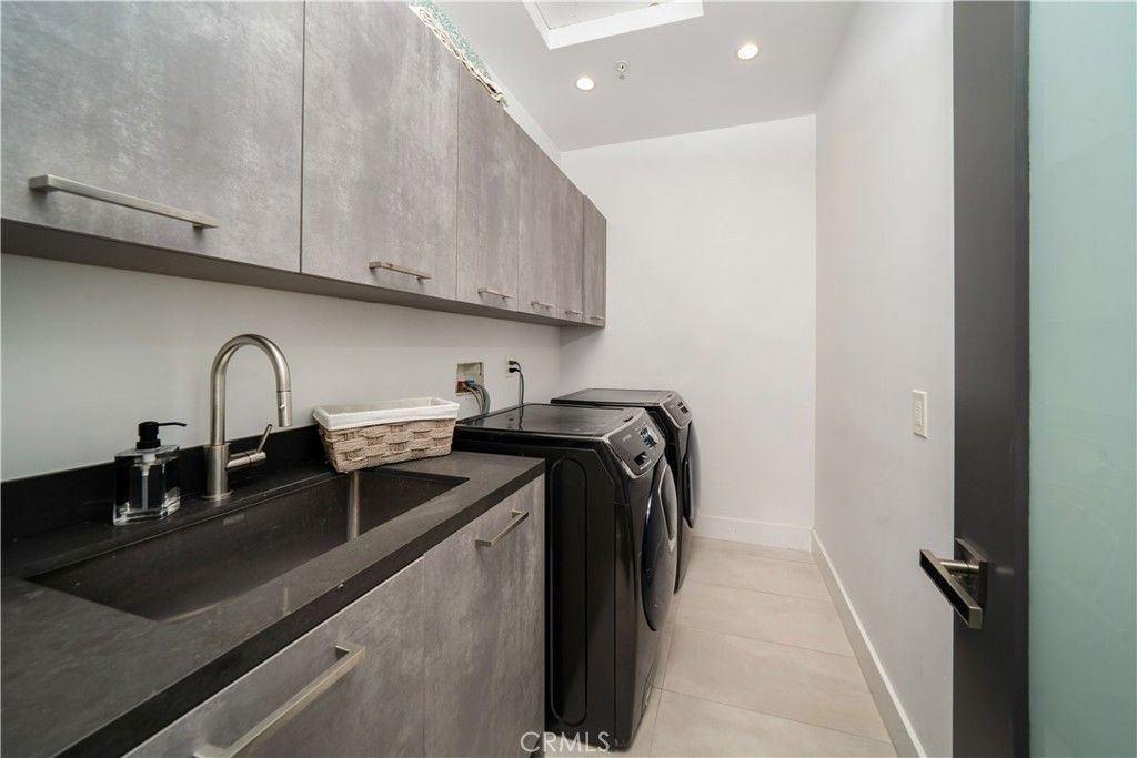 Interior, Recessed Lighting, Washer