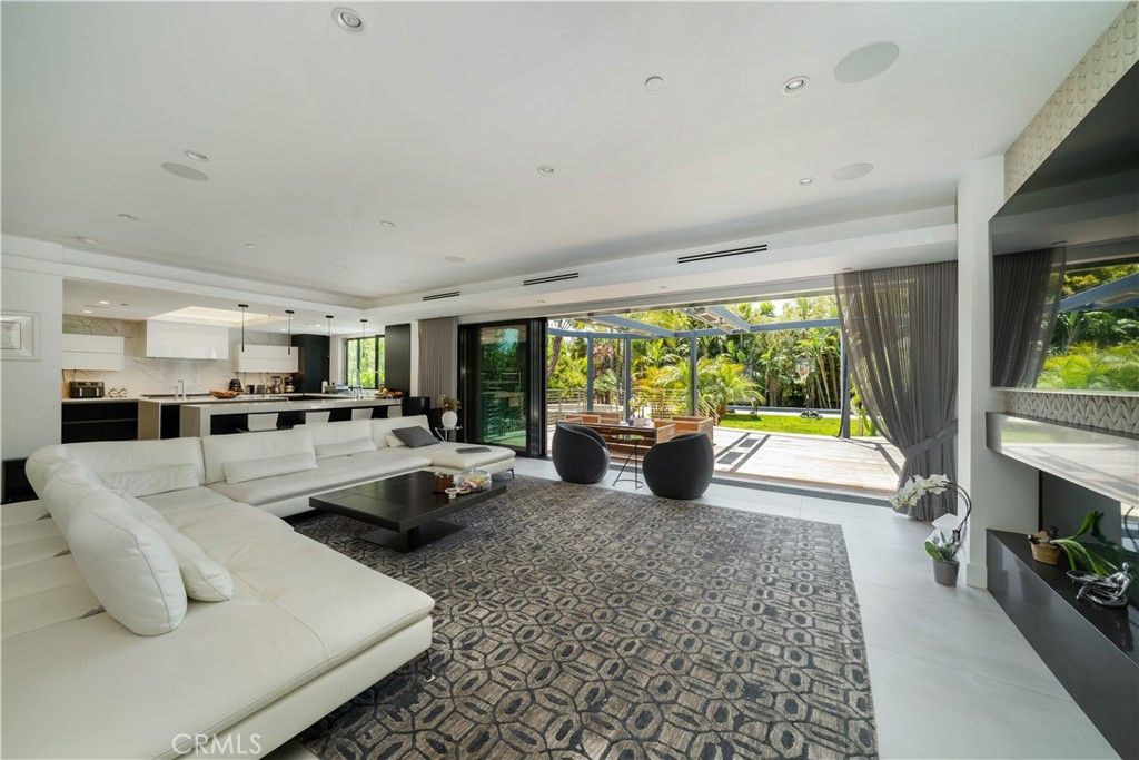 Dining room, Interior, Kitchen, Living room, Pendant Lights, Recessed Lighting