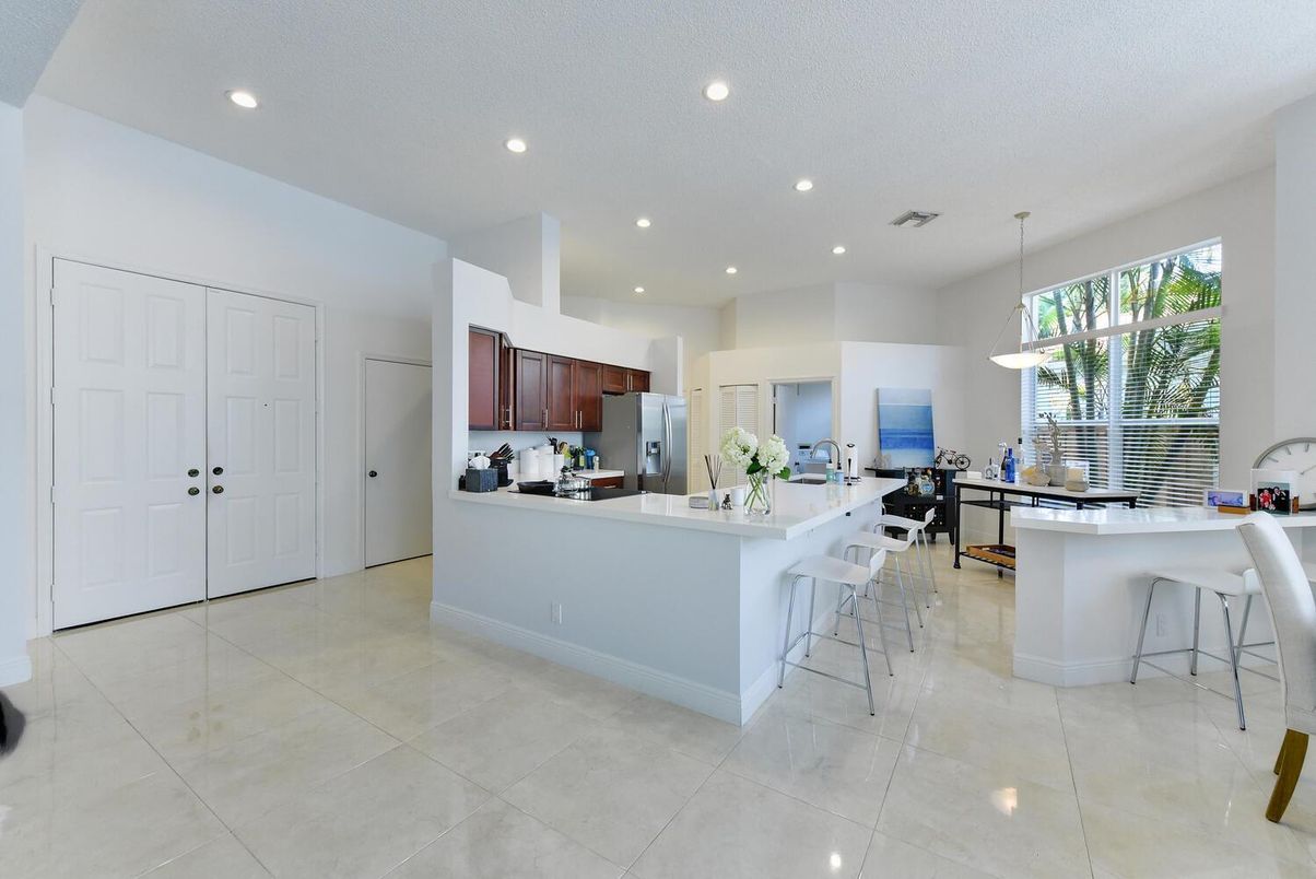 Interior, Kitchen, Pendant Lights, Recessed Lighting