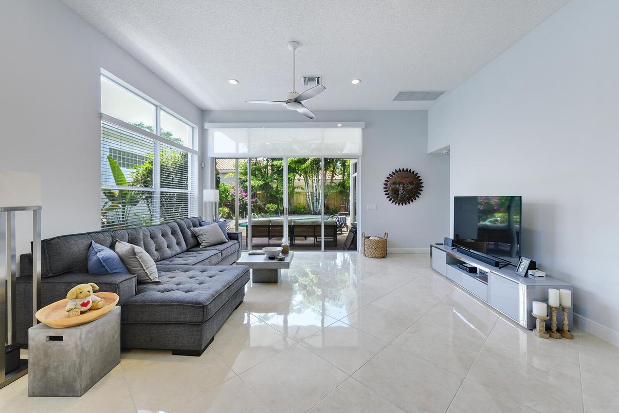 Interior, Living room, Recessed Lighting