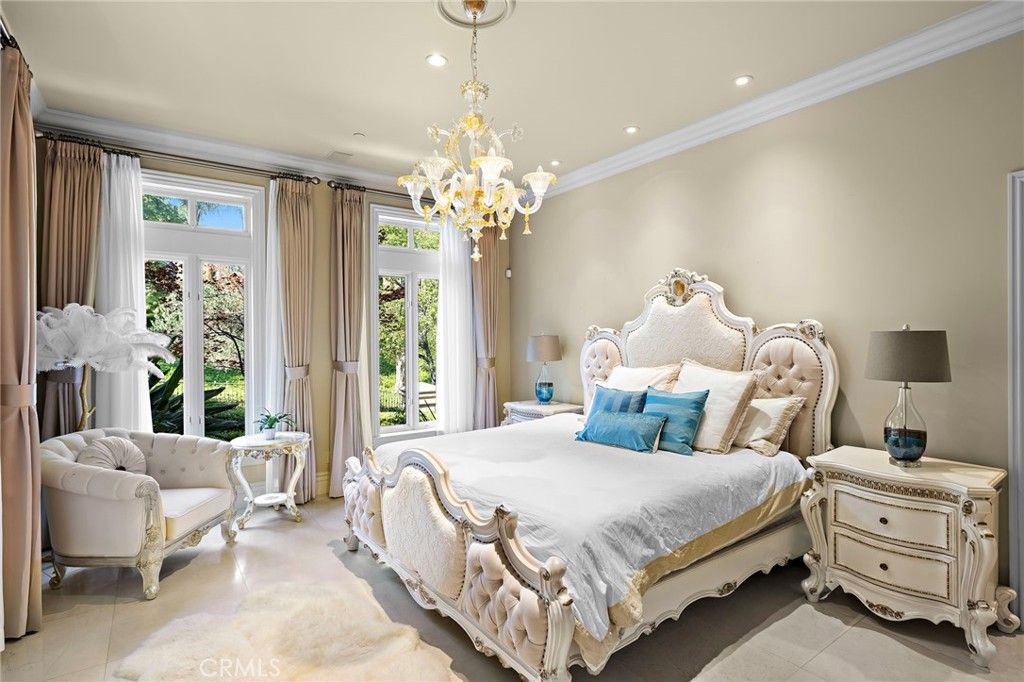 Bedroom, Chandelier, Interior, Recessed Lighting