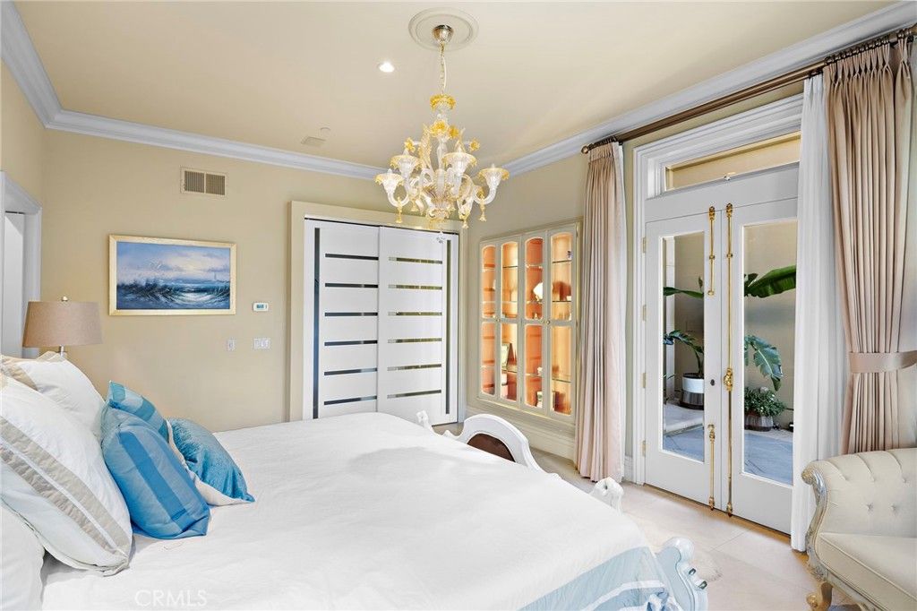 Bedroom, Chandelier, Interior, Recessed Lighting