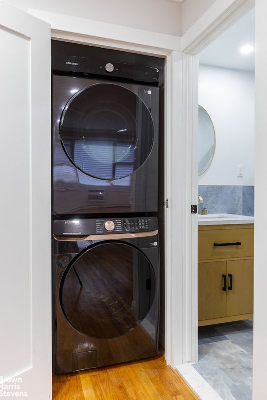 Interior, Recessed Lighting, Utility Closets, Washer, Wood Texture Flooring