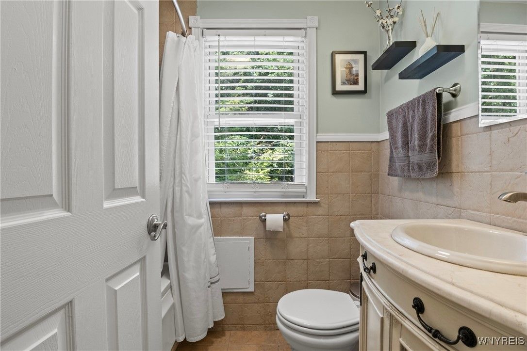 Bathroom, Interior