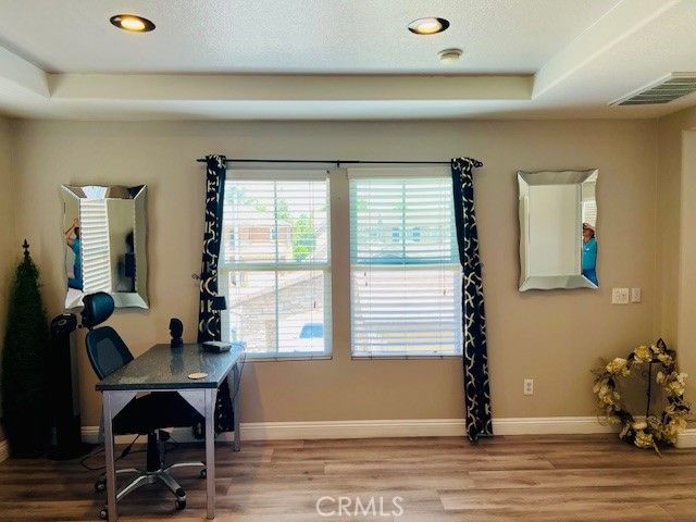 Home Office, Interior, Recessed Lighting, Wood Texture Flooring