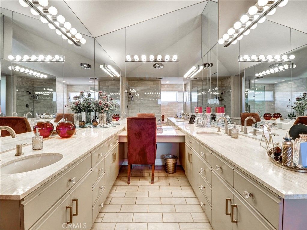 Bathroom, Dual Sink Vanities, Glass Shower, Interior
