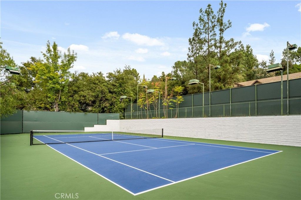 Exterior, Tennis Courts