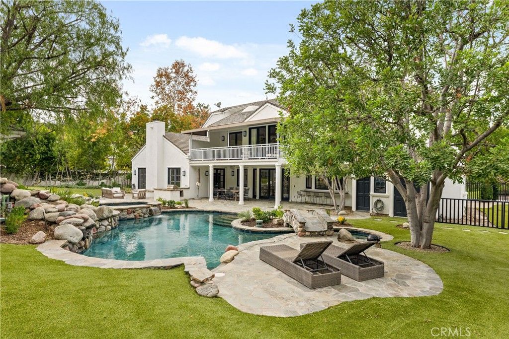 Backyard, Exterior, Pool