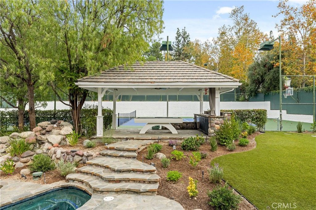 Detached Garage, Exterior, Pool