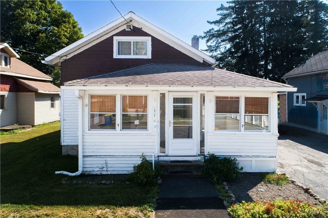 Exterior, Facade, American Craftsman