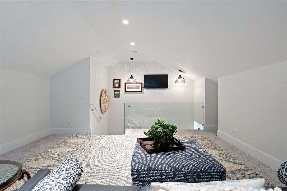 Bedroom, Interior, Pendant Lights, Recessed Lighting