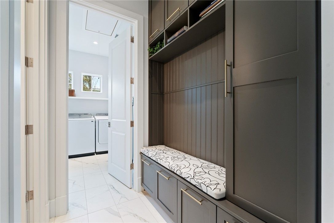 Interior, Marble, Recessed Lighting, Washer