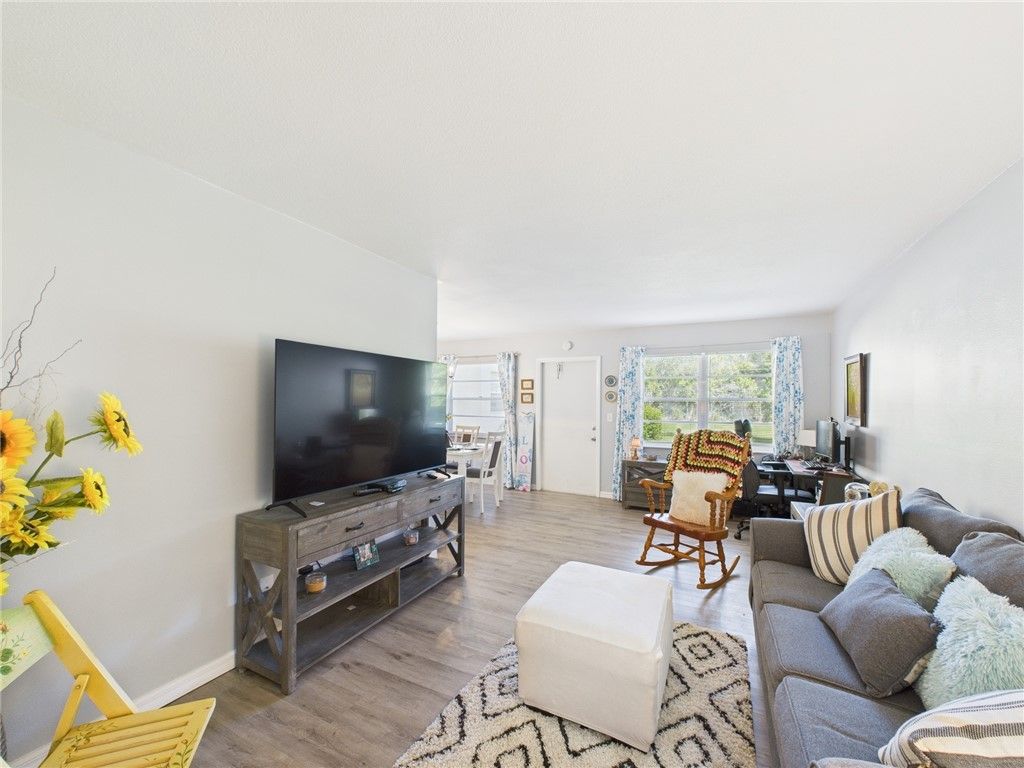 Dining room, Interior, Living room, Wood Texture Flooring