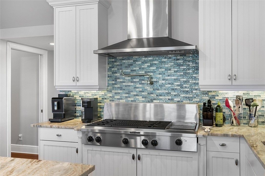 Interior, Kitchen, Stainless Steel Appliances