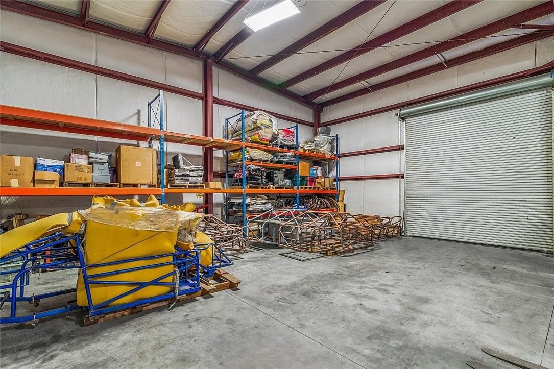 Garage, Interior