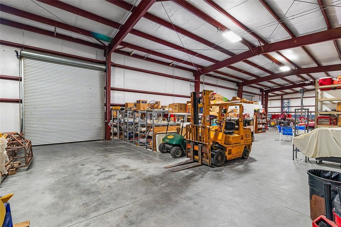 Garage, Interior