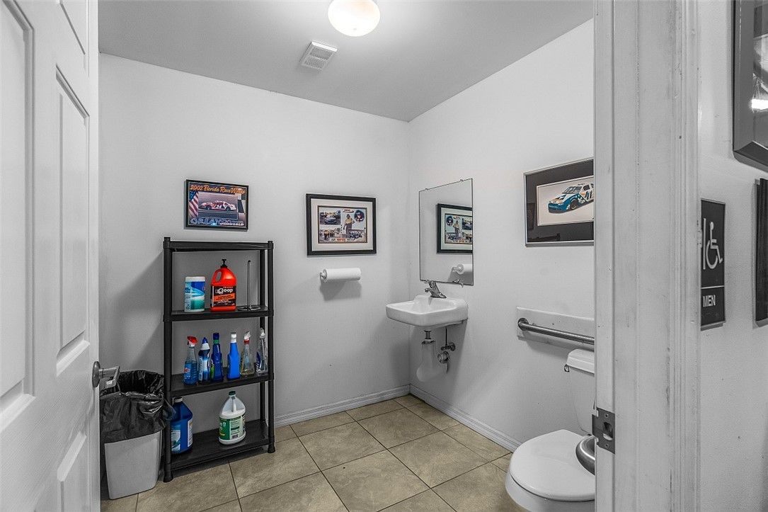 Bathroom, Interior