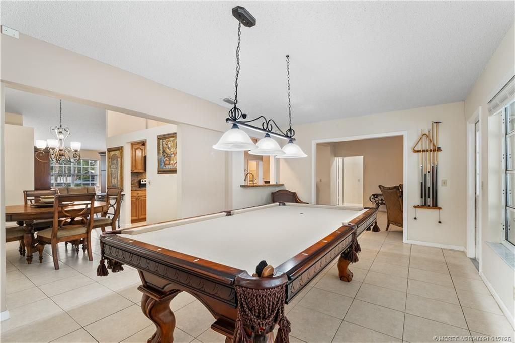 Billiard Table, Chandelier, Dining room, Game Room, Interior, Pendant Lights