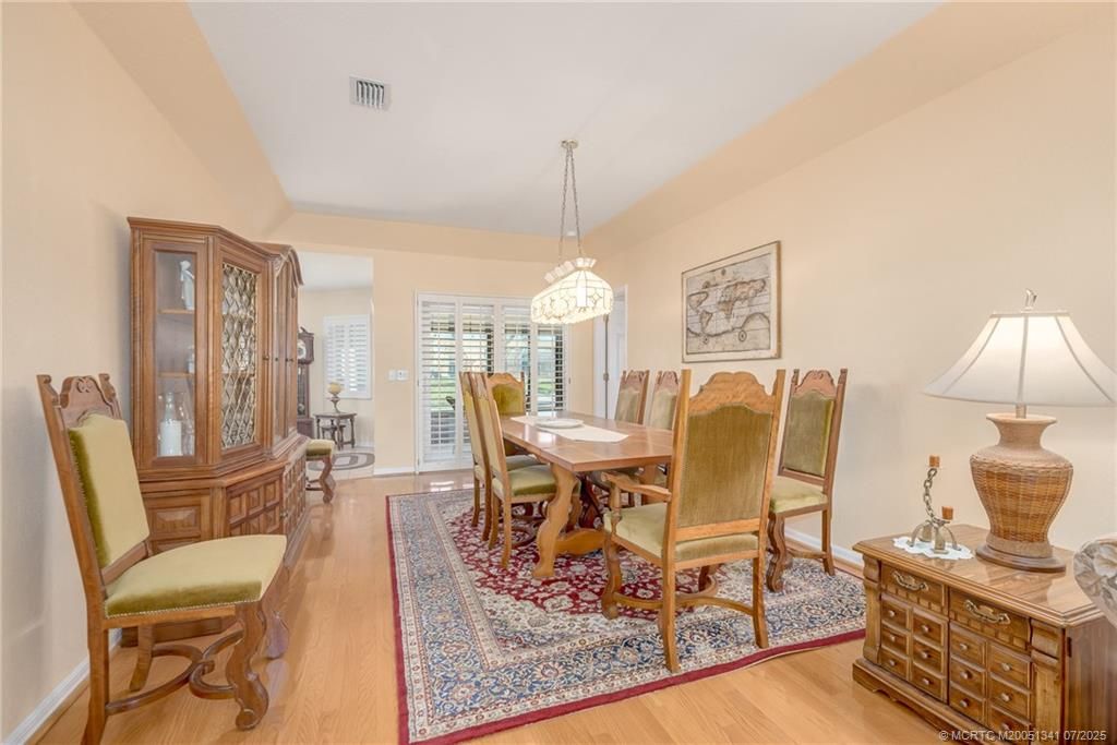 Chandelier, Dining room, Interior, Pendant Lights, Wood Texture Flooring