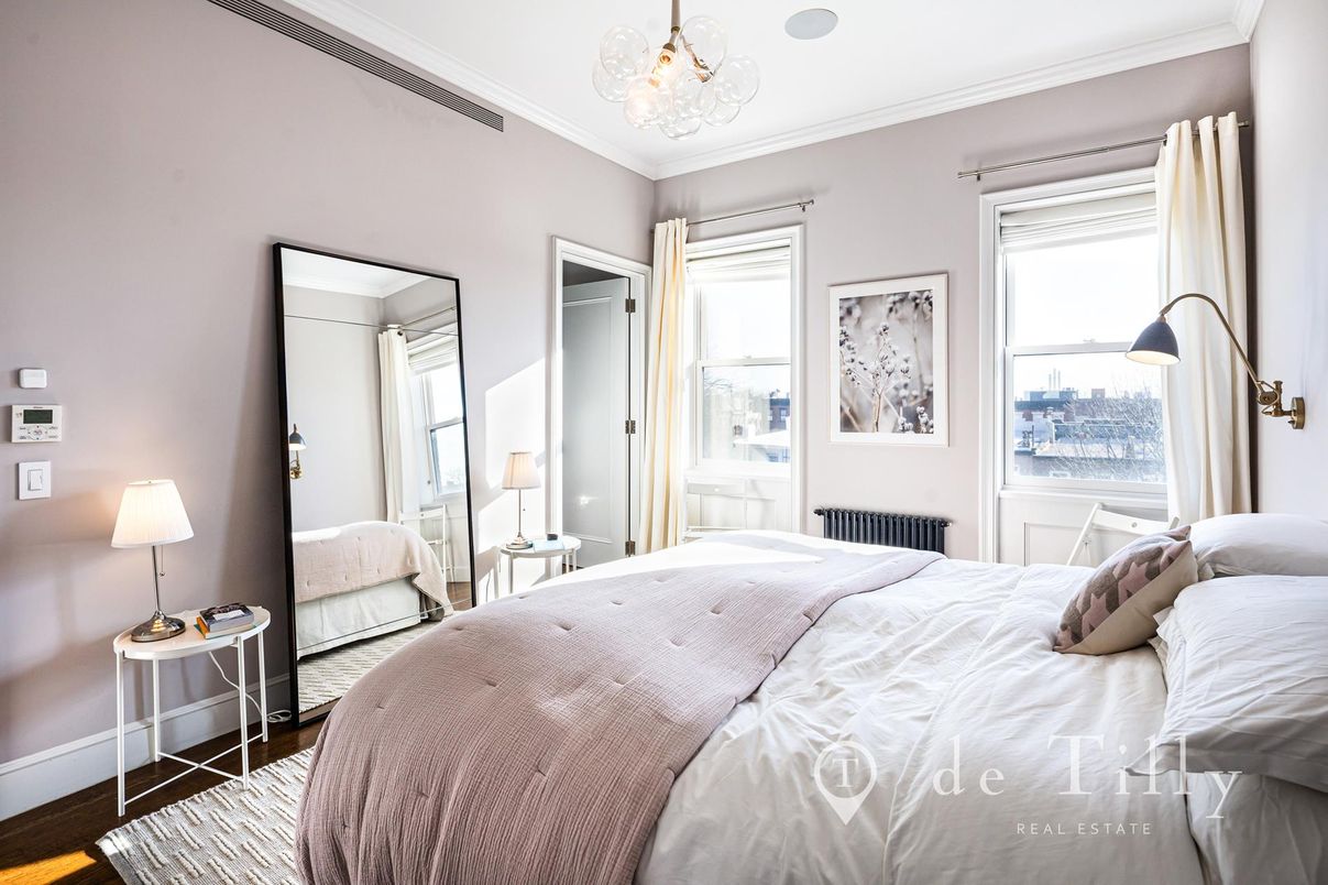 Bedroom, Interior, Pendant Lights, Wood Texture Flooring