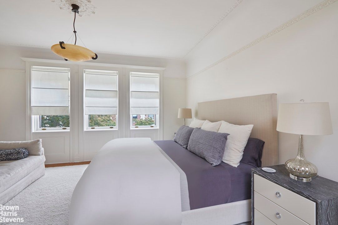Bedroom, Interior, Pendant Lights