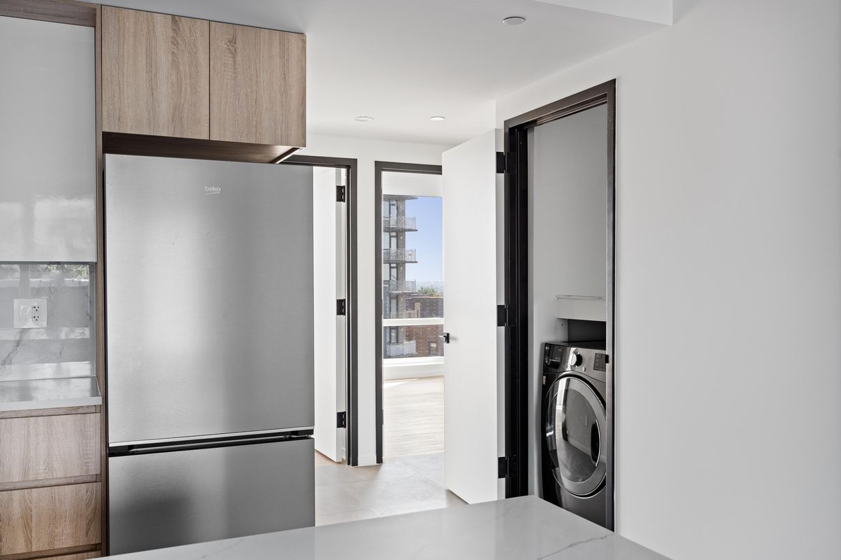 Interior, Recessed Lighting, Utility Closets, Washer