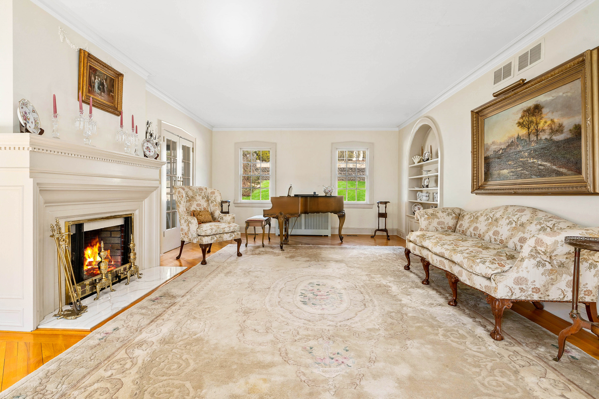 Fireplace, Interior, Piano, Wood Texture Flooring