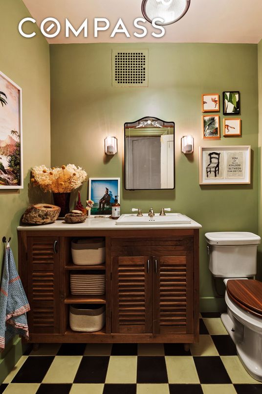 Bathroom, Interior