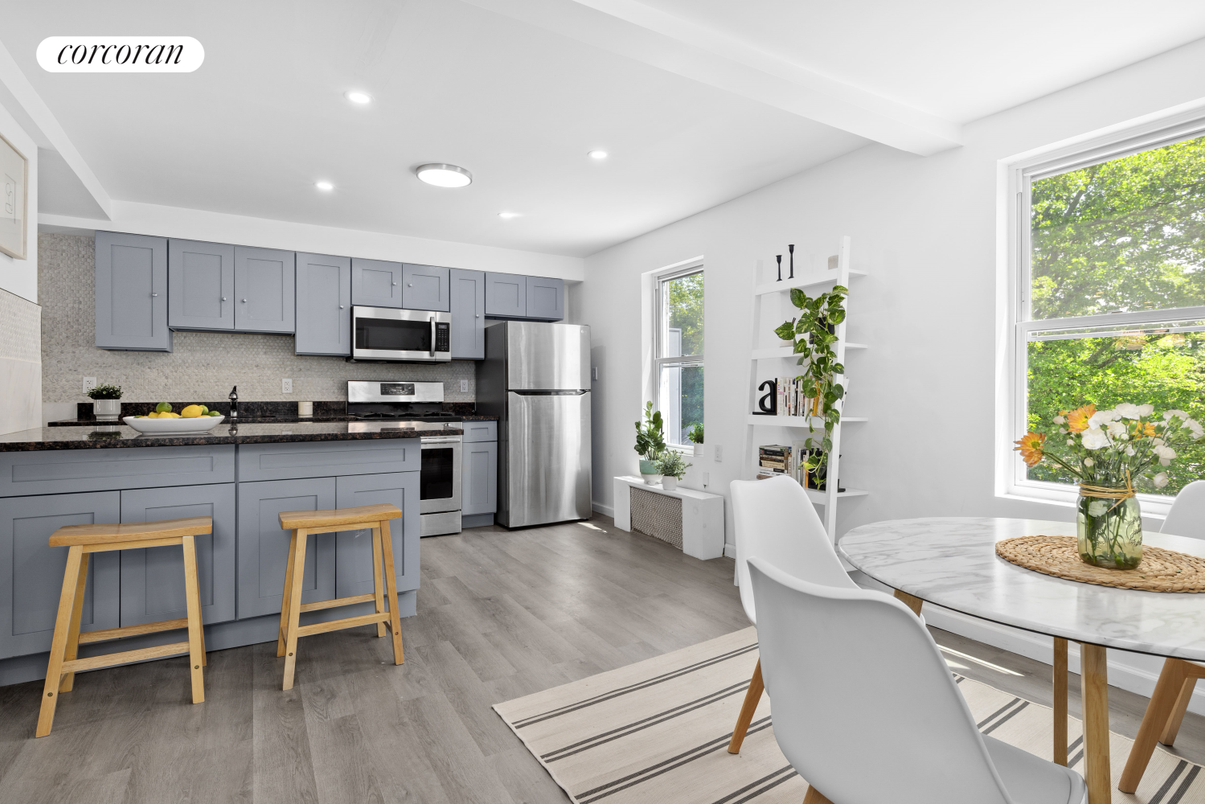 Dining room, Interior, Kitchen, Recessed Lighting, Stainless Steel Appliances, Wood Texture Flooring