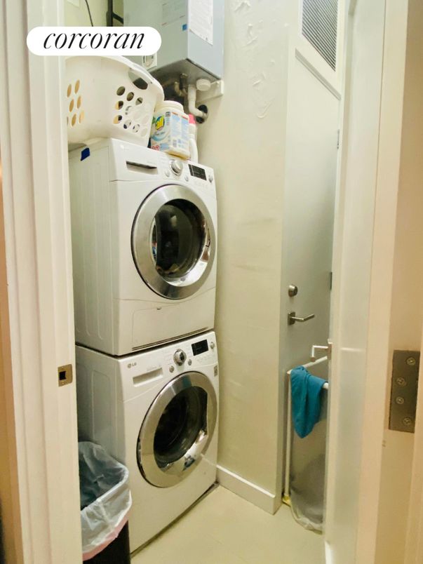 Interior, Utility Closets, Washer