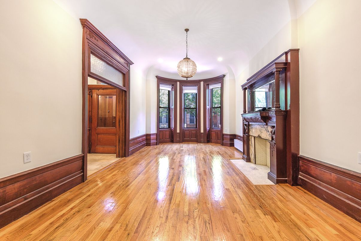 Interior, Pendant Lights, Wood Texture Flooring