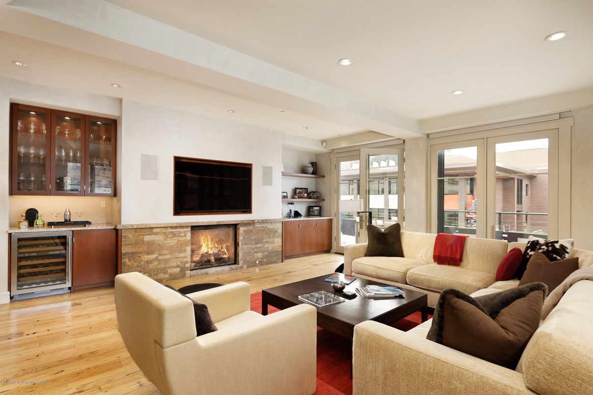 Fireplace, Interior, Living room, Recessed Lighting, Wood Texture Flooring