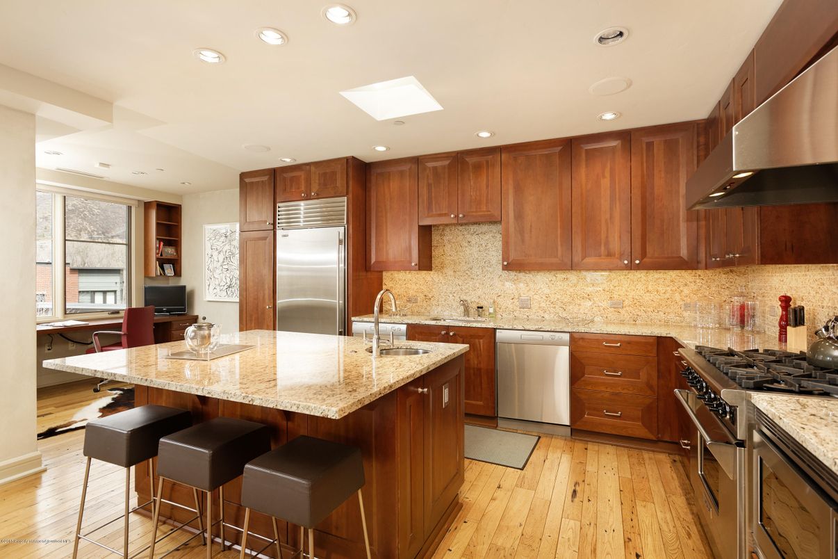 Interior, Kitchen, Recessed Lighting, Stainless Steel Appliances, Wood Texture Flooring