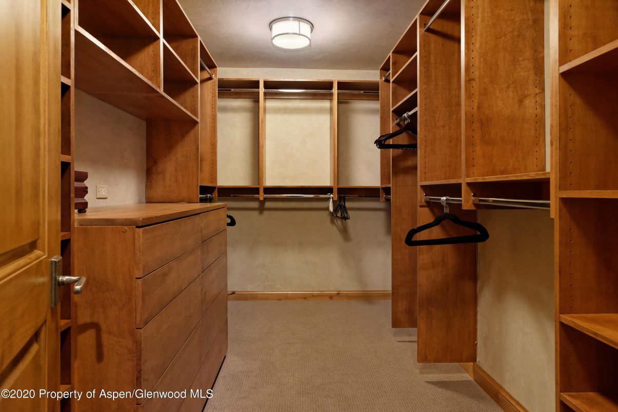 Interior, Walk-in Closets