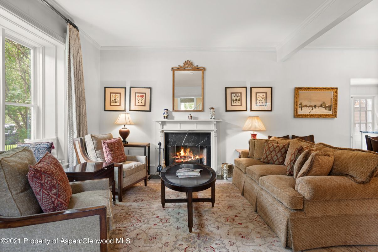 Fireplace, Interior, Living room