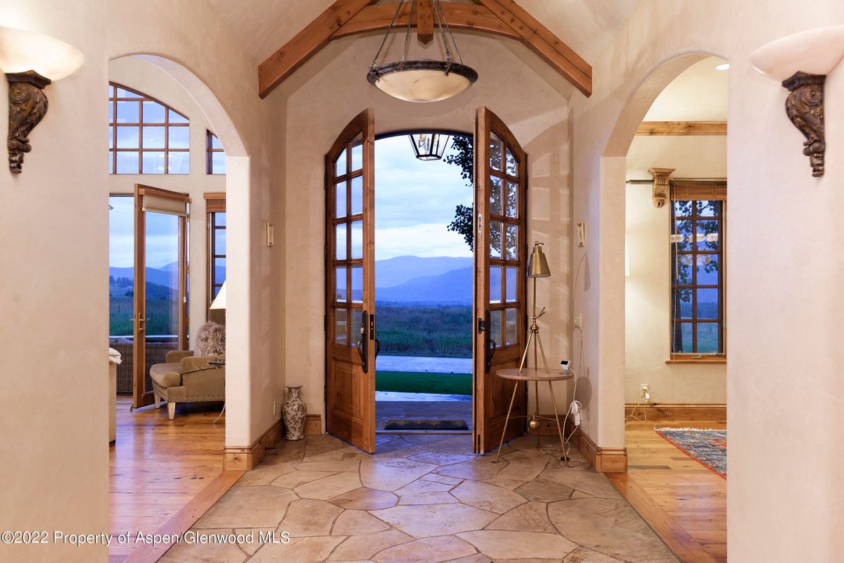 Interior, Pendant Lights, Wooden Beams, Wood Texture Flooring