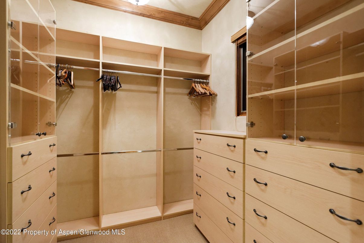 Interior, Walk-in Closets
