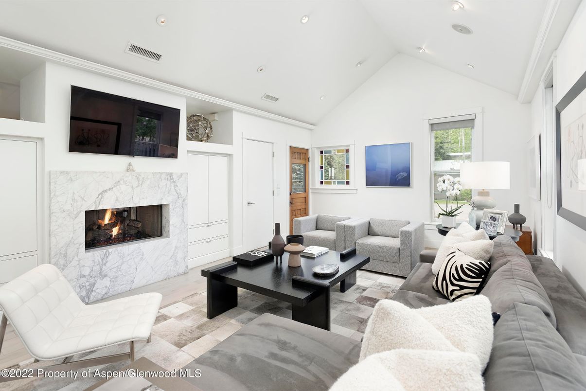 Fireplace, Interior, Living room, Recessed Lighting
