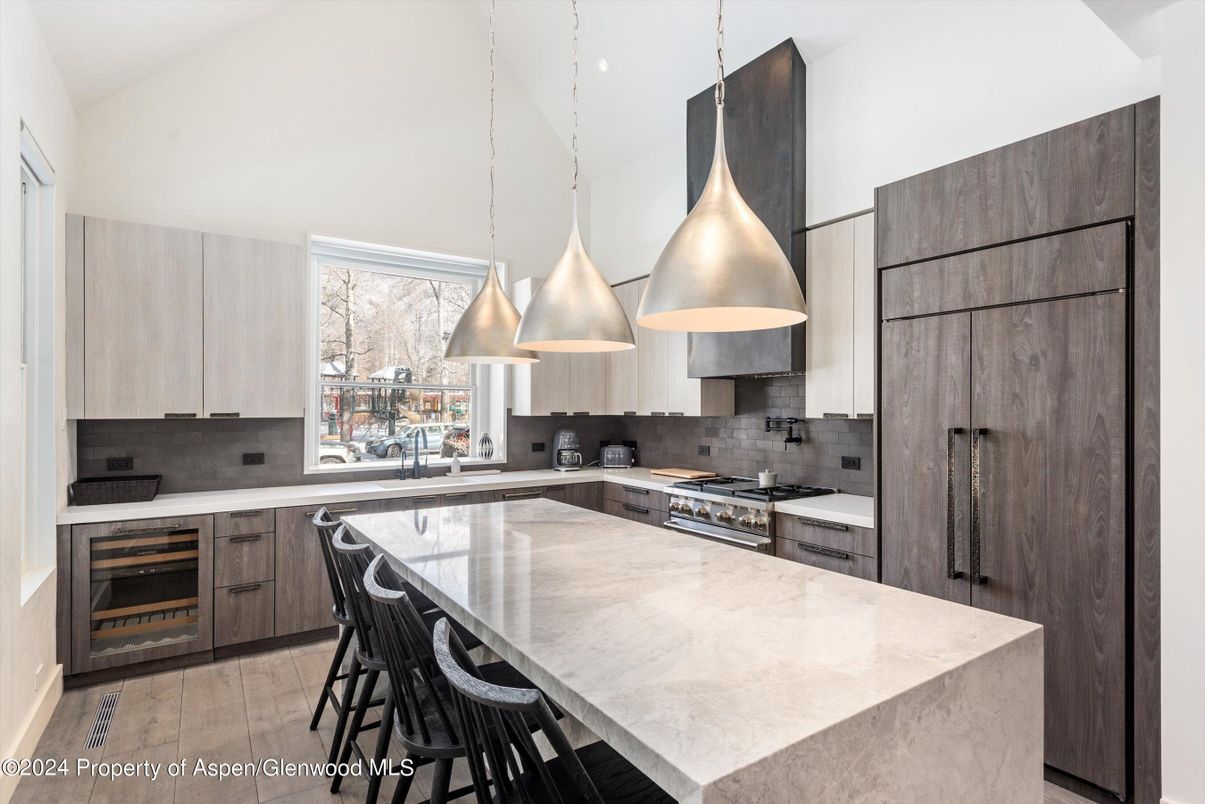 Interior, Kitchen, Pendant Lights, Stainless Steel Appliances
