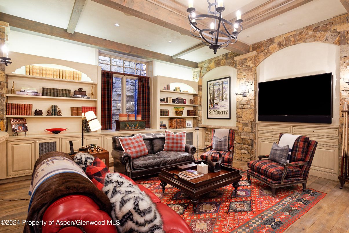 Chandelier, Interior, Living room, Recessed Lighting, Stone Walls, Wooden Beams, Wood Texture Flooring