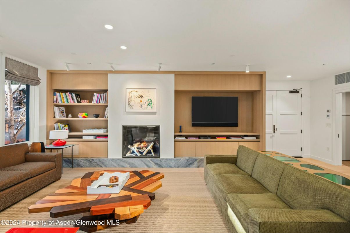 Fireplace, Interior, Living room, Recessed Lighting