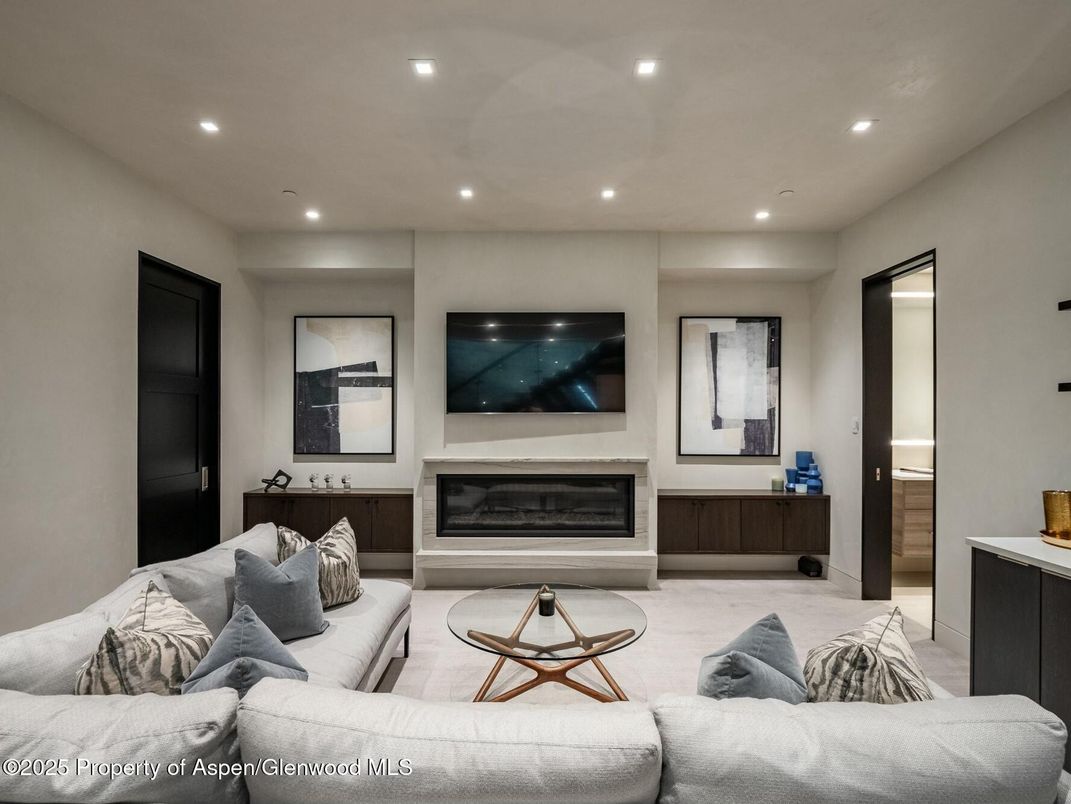 Fireplace, Interior, Living room, Recessed Lighting