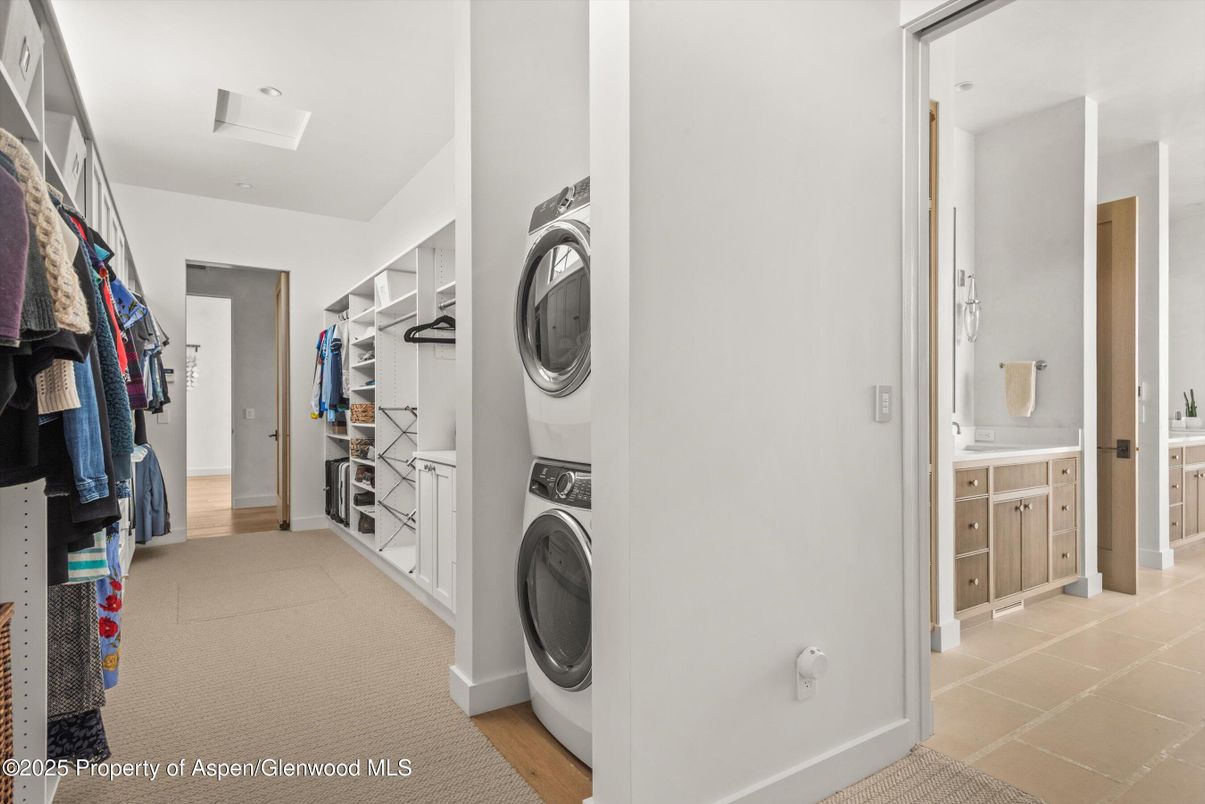 Interior, Utility Closets, Washer