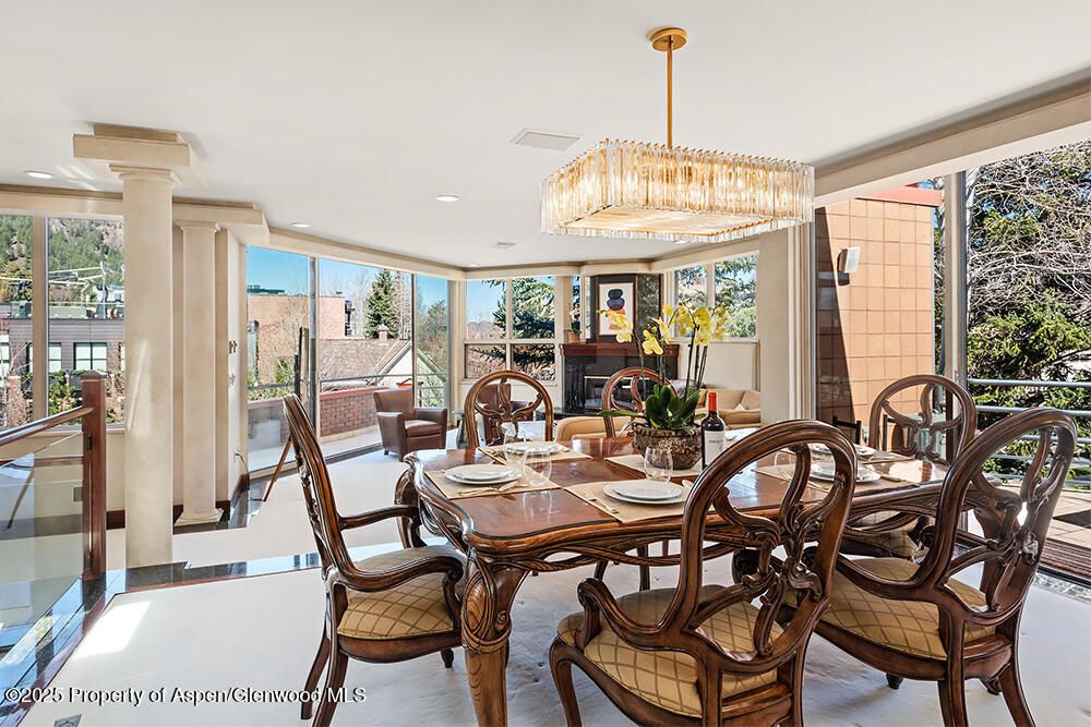 Chandelier, Dining room, Interior, Recessed Lighting