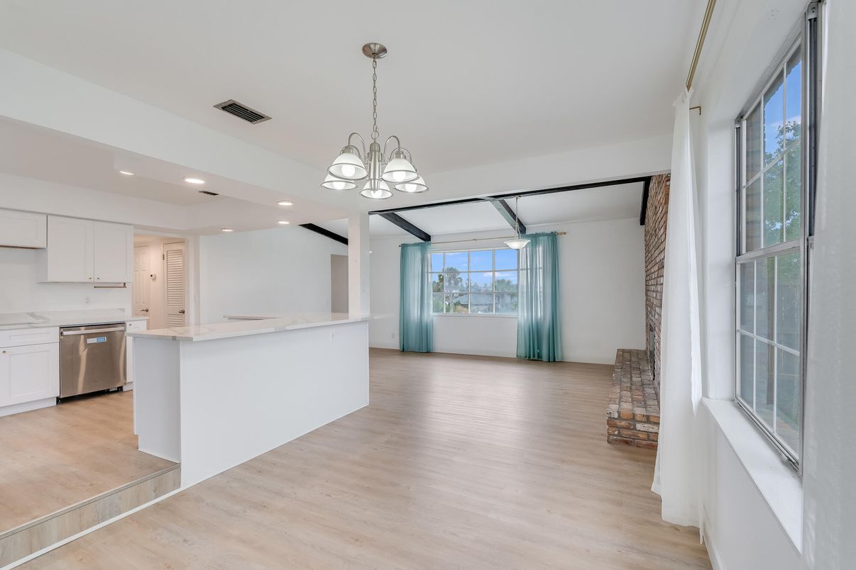 Chandelier, Interior, Kitchen, Pendant Lights, Recessed Lighting, Stainless Steel Appliances, Wood Texture Flooring