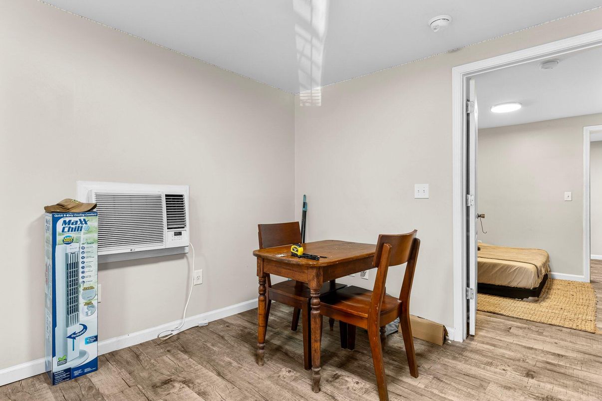 Dining room, Interior, Recessed Lighting, Wood Texture Flooring