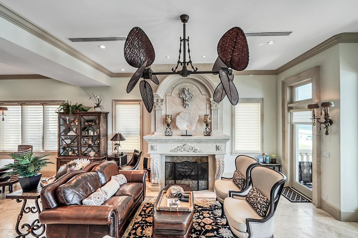 Fireplace, Interior, Living room, Recessed Lighting